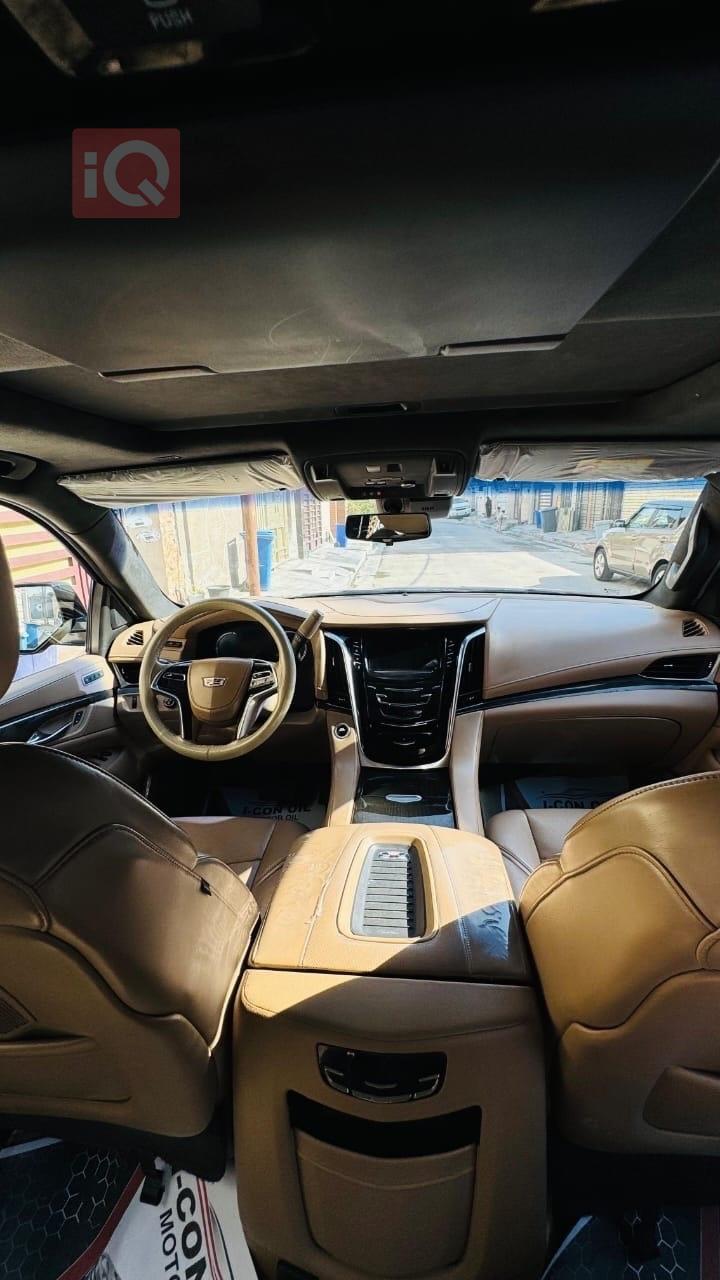 كاديلاك اسكاليد